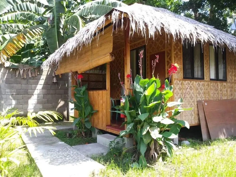 AivyMaes Divers Resort