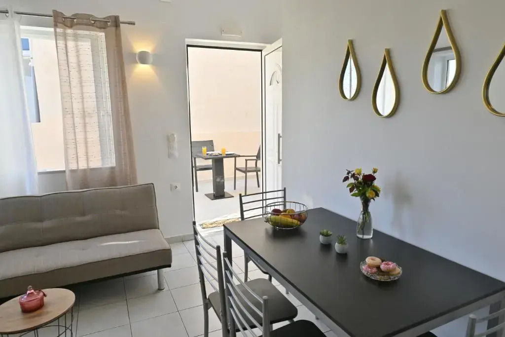 Artemis No.2 Apartment