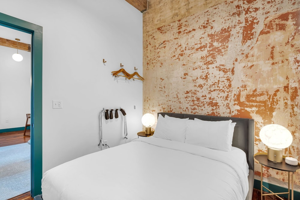 Schaeffer Hotel