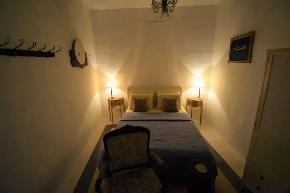 Stylish and characterful townhouse - views, A/C