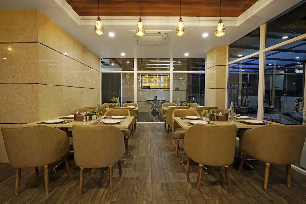 Kingston Hotel
