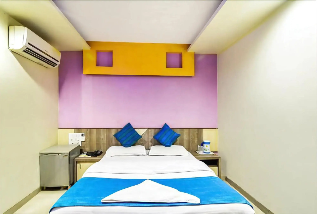 Hotel Galaxy Residency