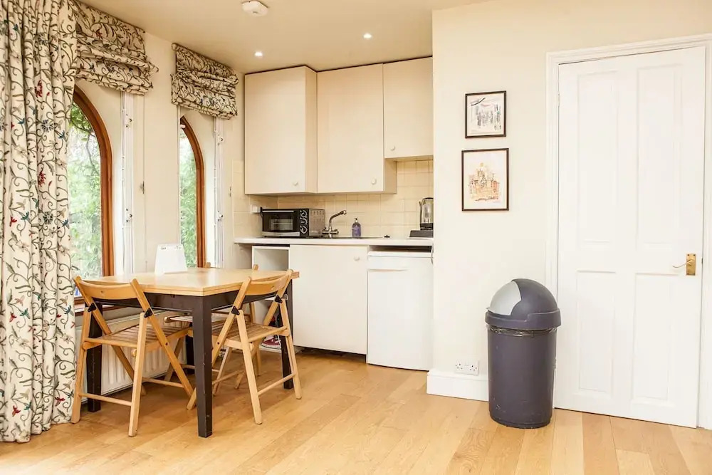 Charming Garden Studio in Shepherd's Bush