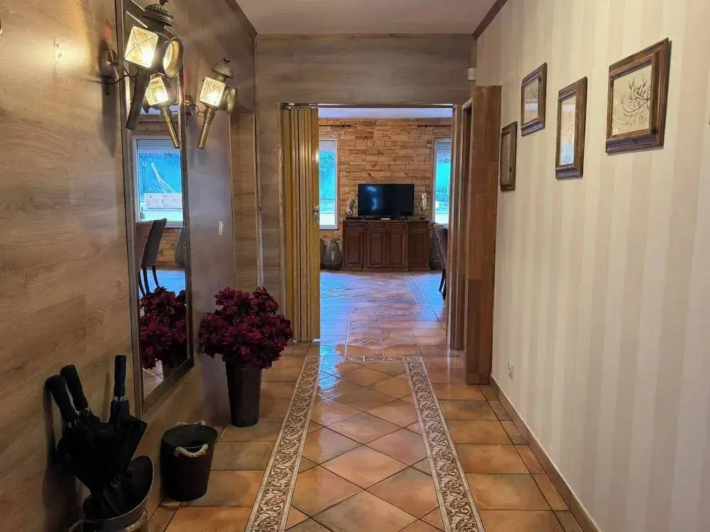 Villa Boyana City & Relax with Hot Jacuzzi and Sauna by BookVillaBG