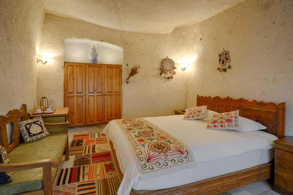 Tulip Cave Suites