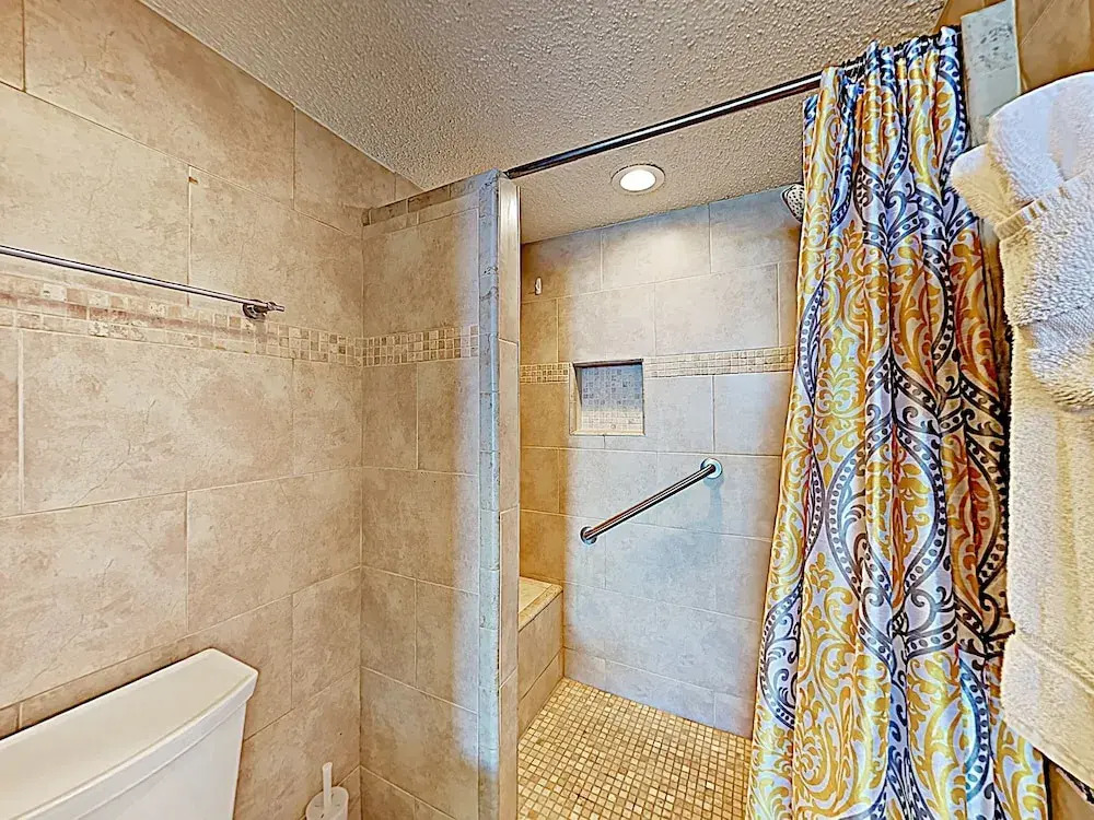 New Listing! Gulf-view All-suite Bliss W/ Pools 3 Bedroom Condo