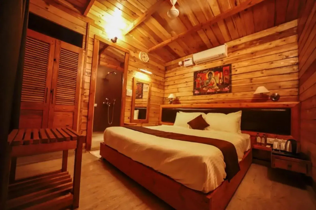 Grand Vatika Resort