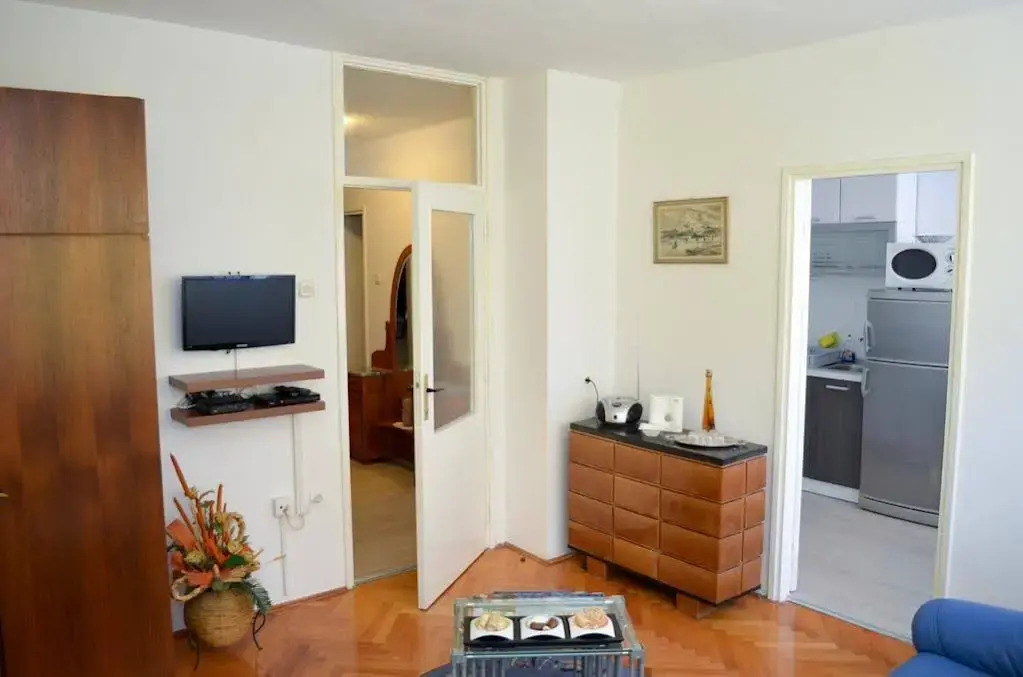 Apartment Xenia