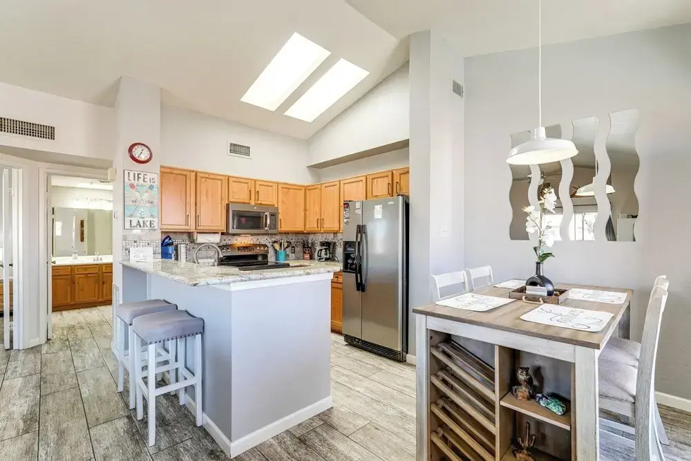 Walk to Rotary Park: Lake Havasu City Condo