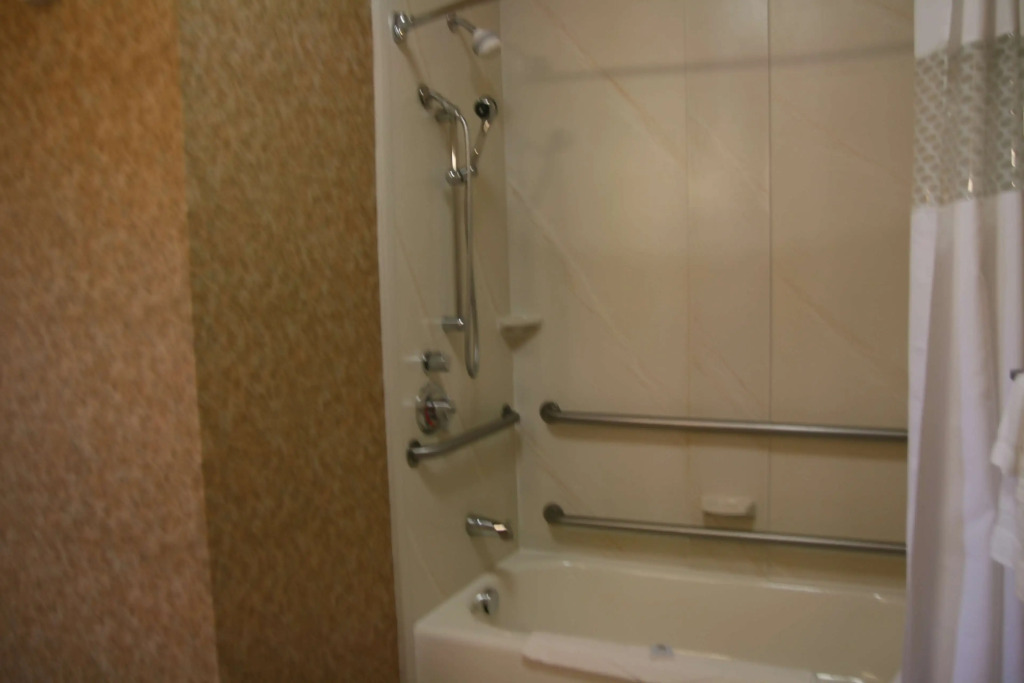 Hampton Inn & Suites Kalamazoo-Oshtemo