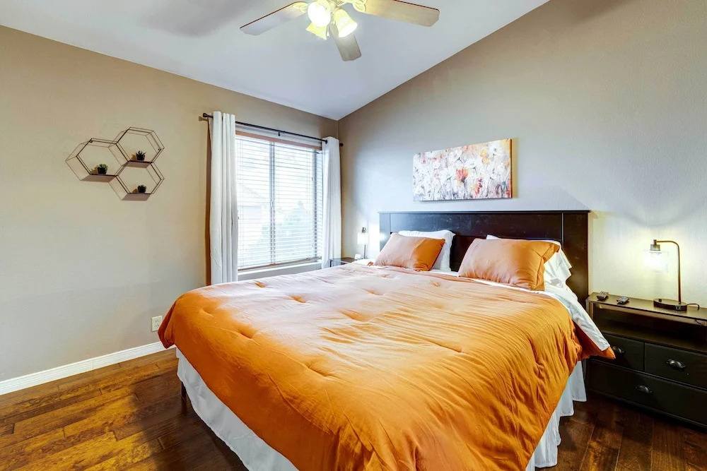 Pool + Hot Tub: Home Near Peoria Sports Complex