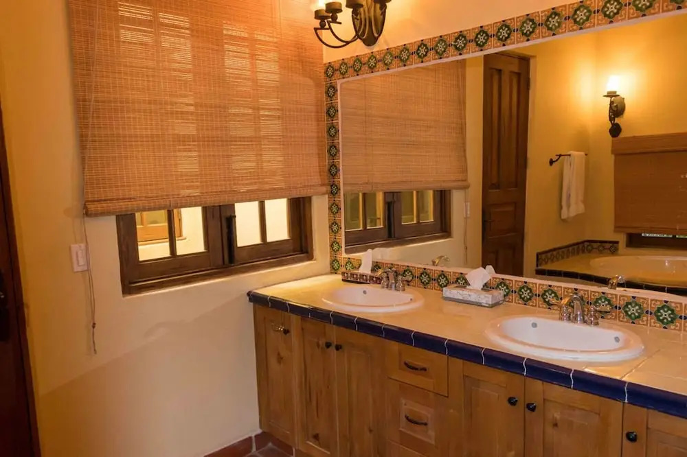 Casa Pequena 1 BR by Casago