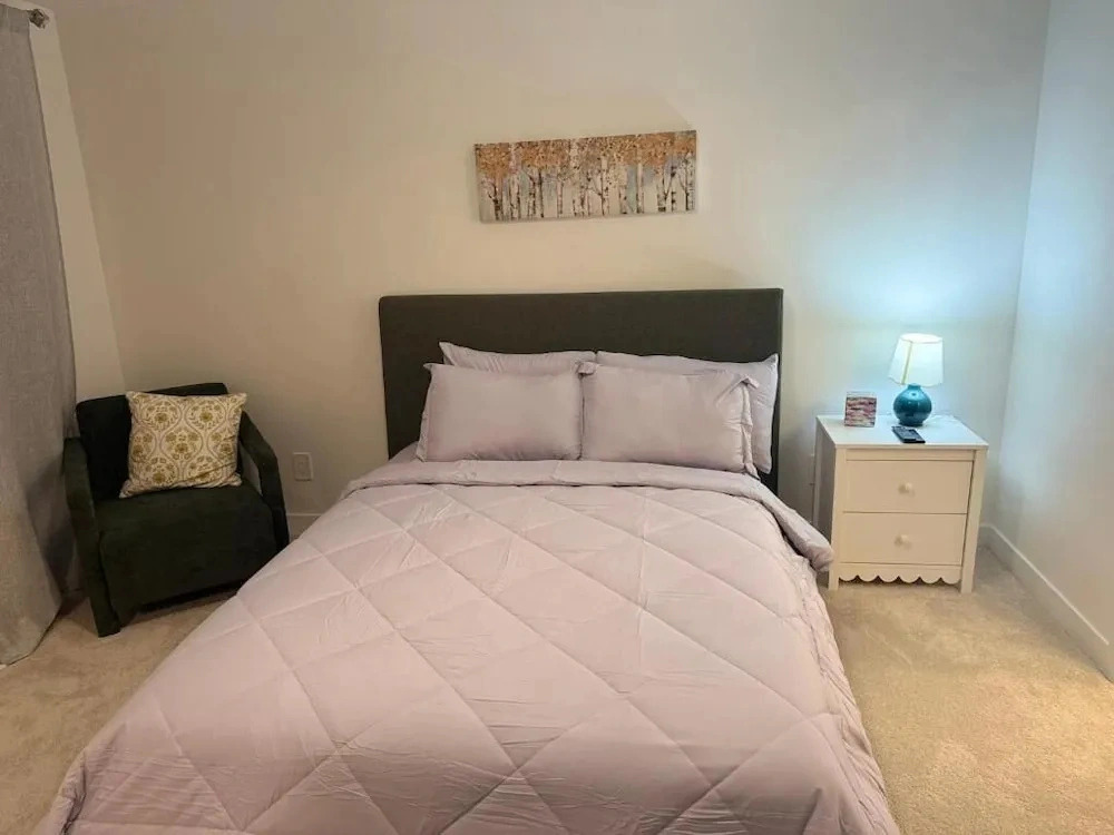 Modern Retreat 3BR 2&half Bath