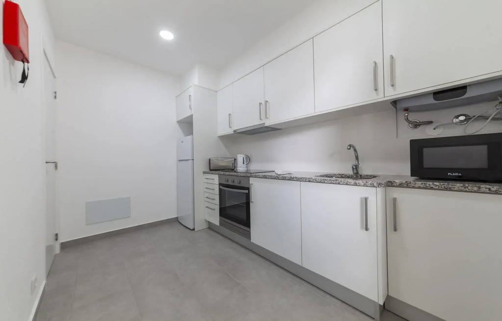 B53 - Vasco da Gama Top Floor Apartment