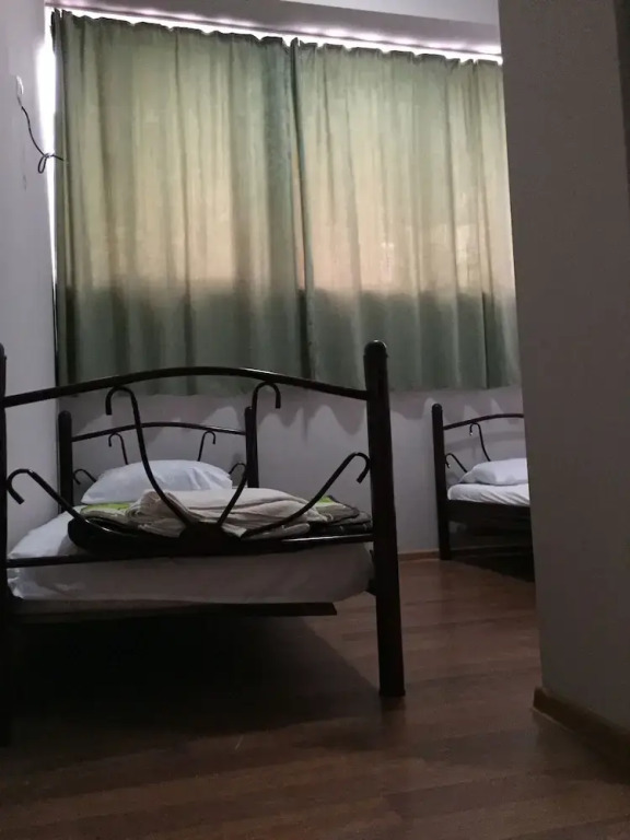 Отель Eleon