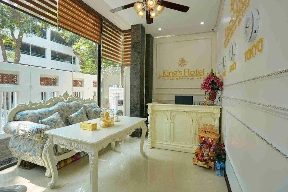 Kings Hotel Dịch Vọng