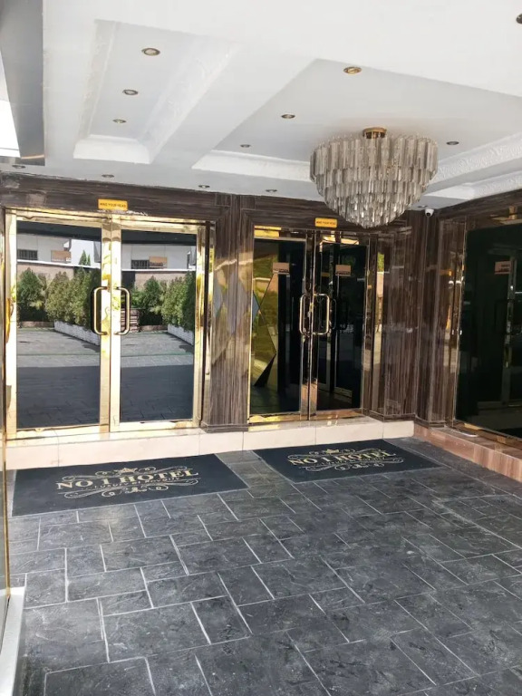 NO.1 HOTEL