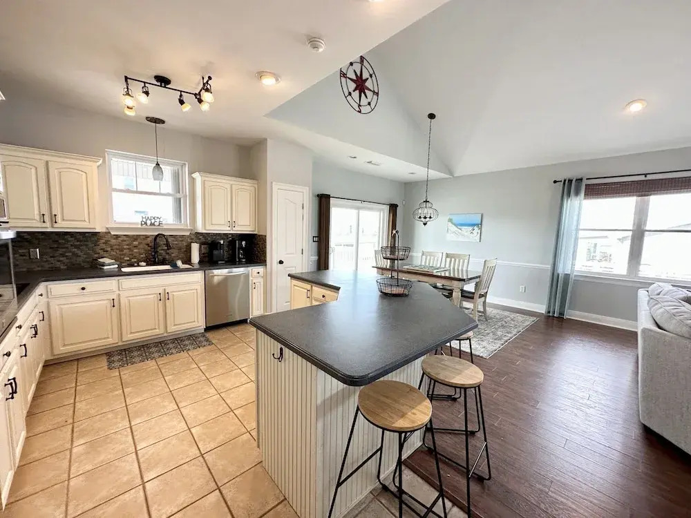 Family Tides 4 Bedroom Home