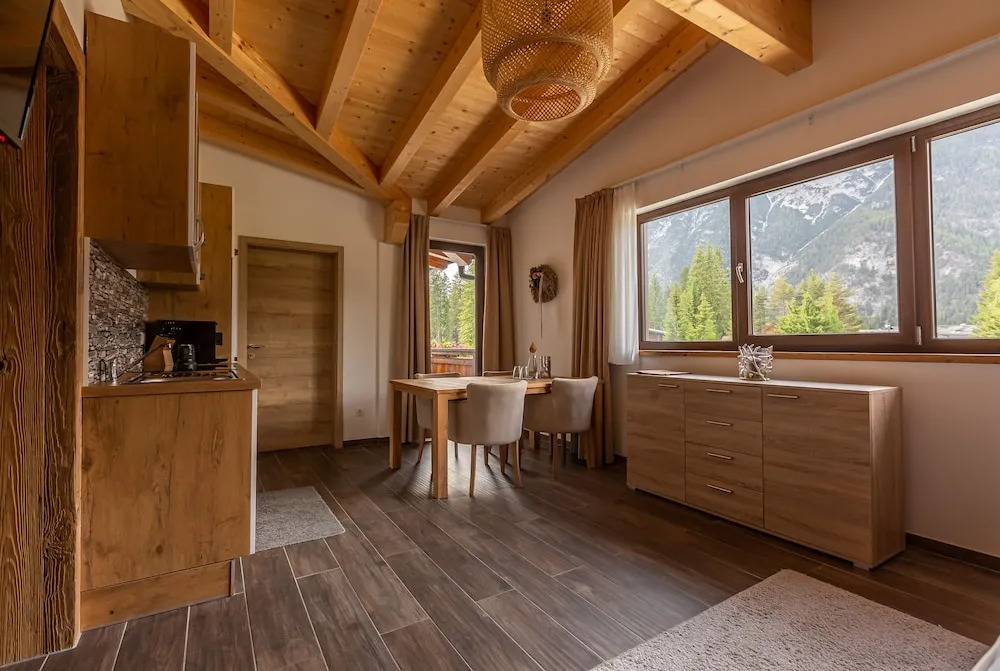 Hotel Alpennest - Mountain Hideaway in Leutasch