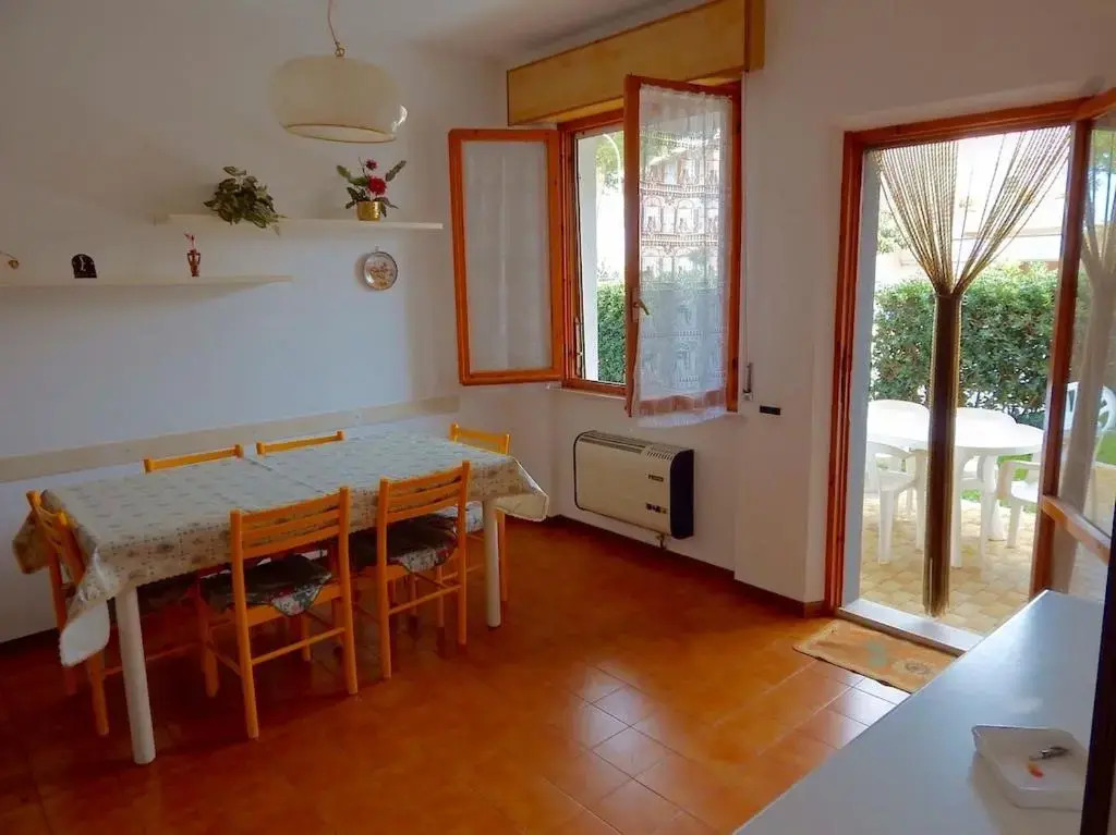M144 - Marcelli, Trilocale Con Giardino a 100mt Dal Mare
