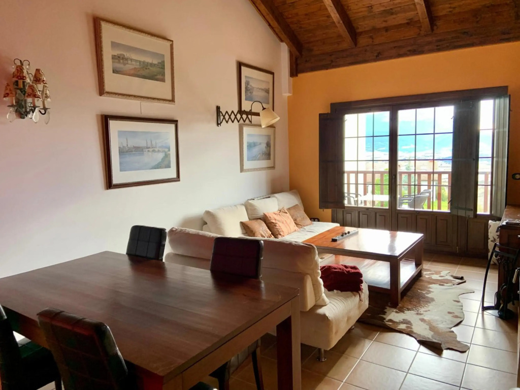 Badaguás (Jaca) - Duplex en el Pirineo