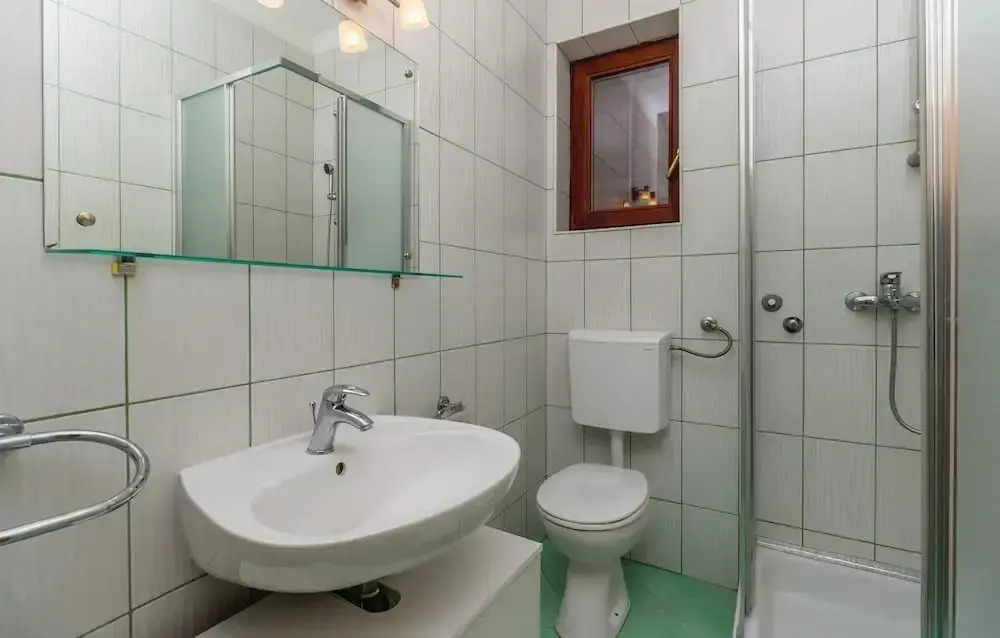 Beautiful Home in Novi Vinodolski With Wifi and 3 Bedrooms