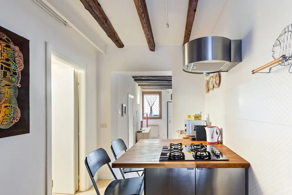 Riva Di Biasio Lovely Flat