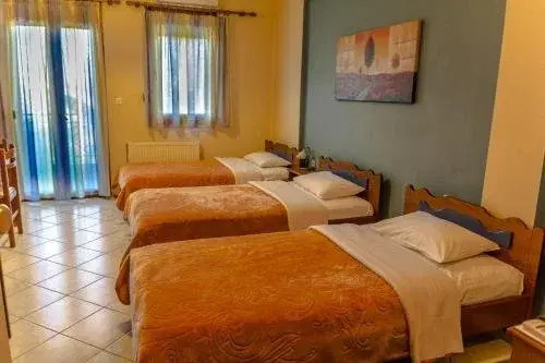 Tsironis Guesthouse