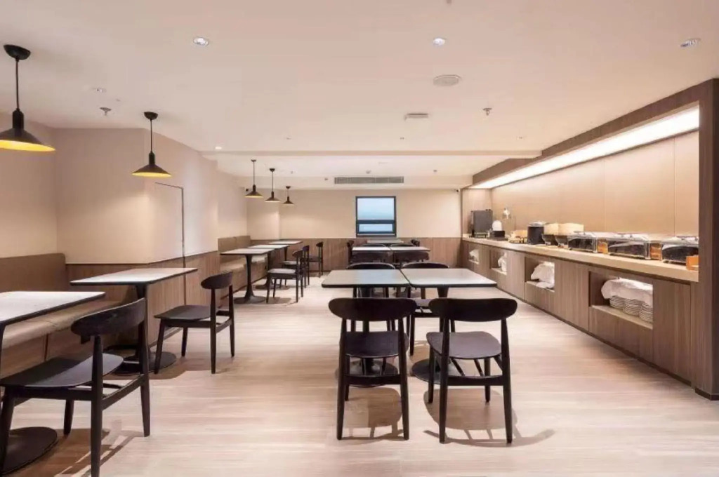 Hanting Hotel Shanghai Zhangjiang Road Metro Station