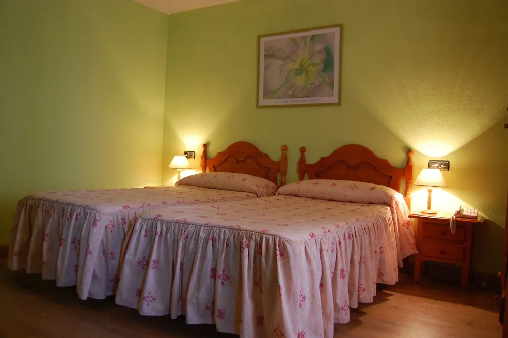 Hotel Los Duques