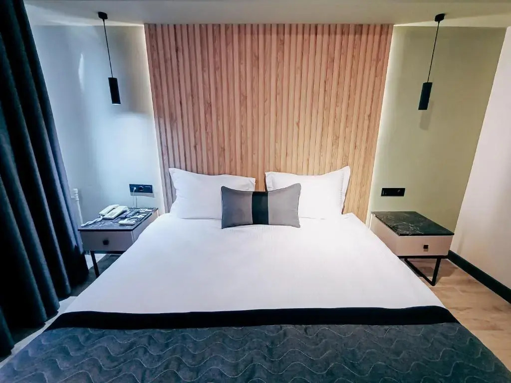 Polek Hotel