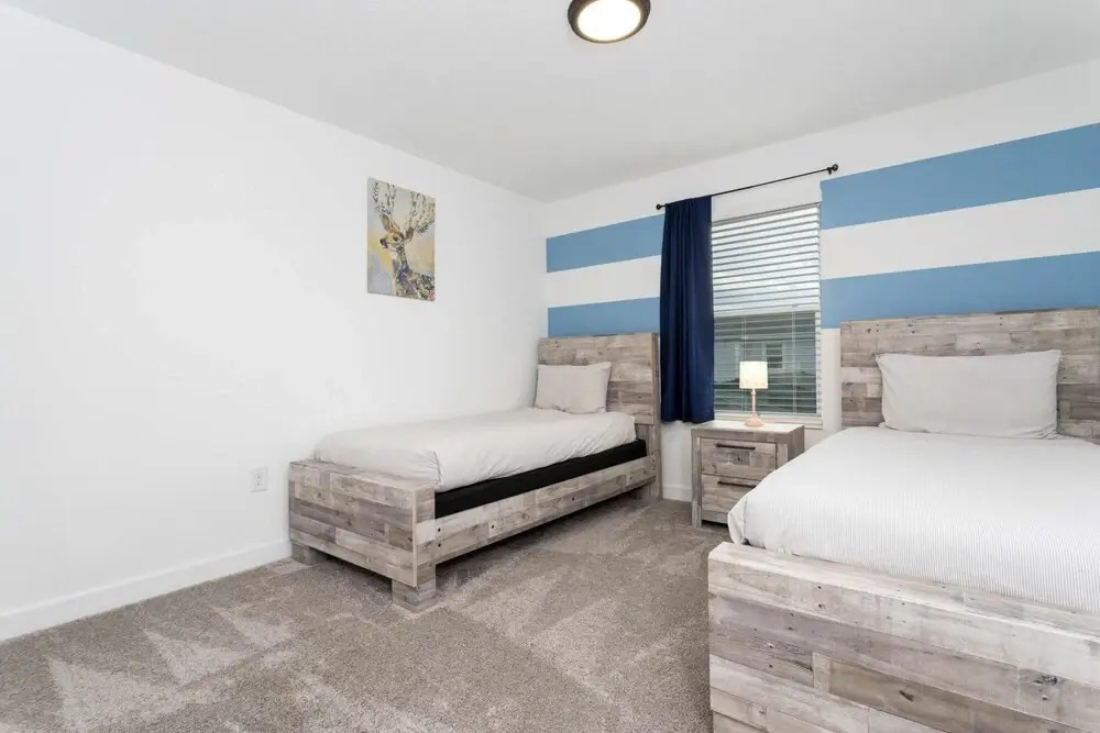 Adorable new Townhouse Near Disney