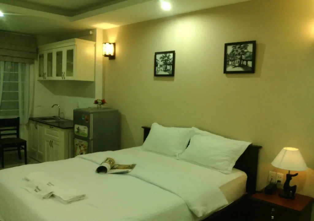 Mi Lan 2 Oriental Hotel
