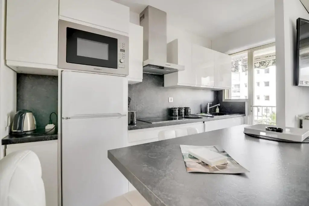 IMMOGROOM - 5 min from beach -Terrace - AC - Parking