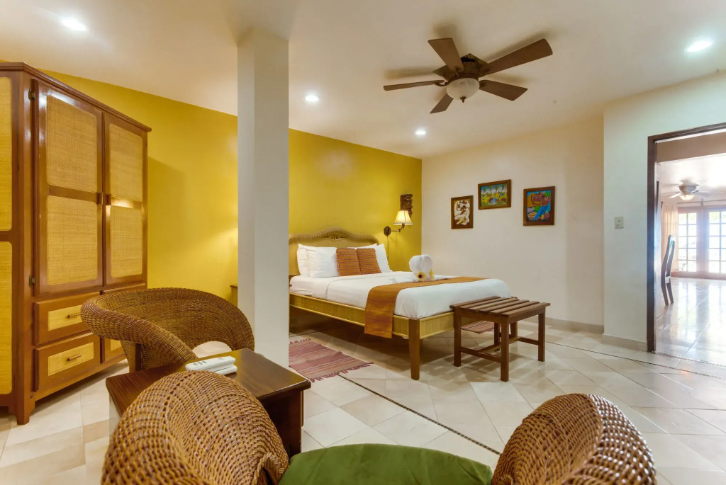 Almond Beach Resort at Jaguar Reef