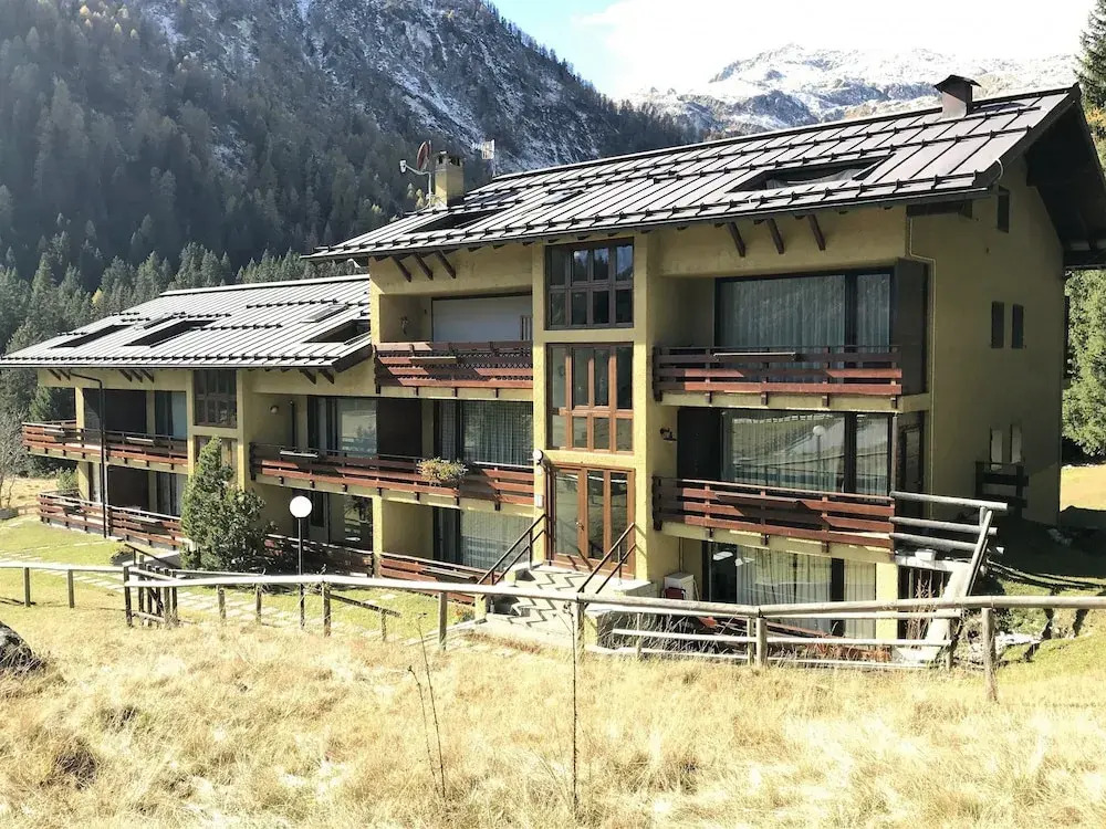 Nambino Apartment