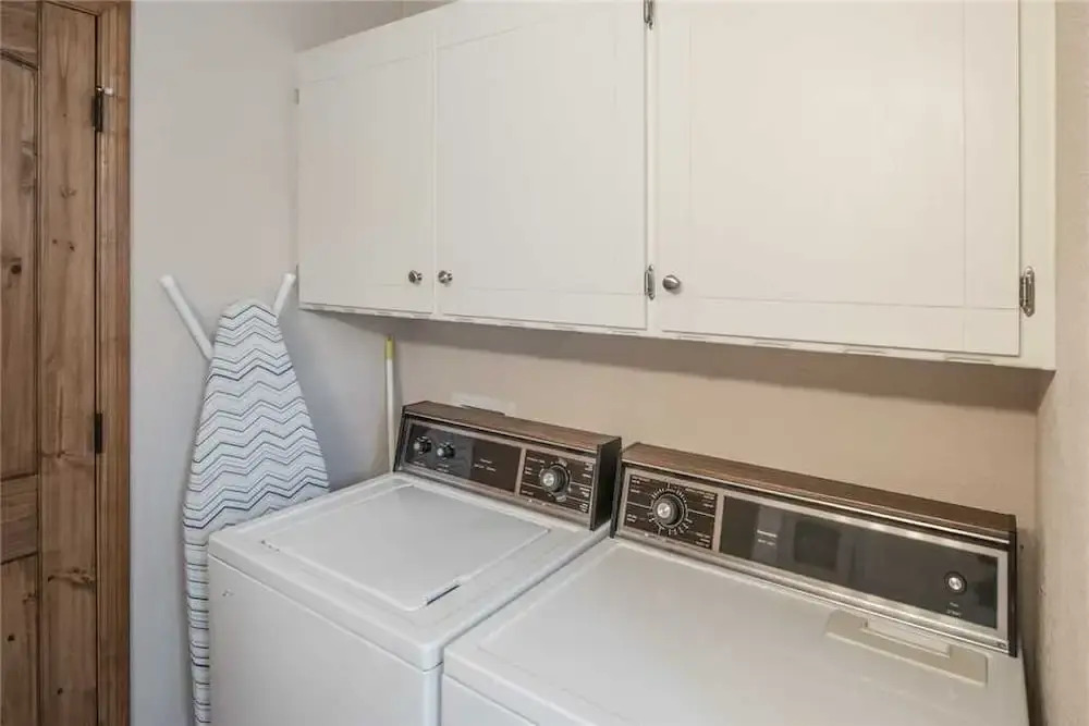 Dancing Kokopellis - Three Bedroom Cabin