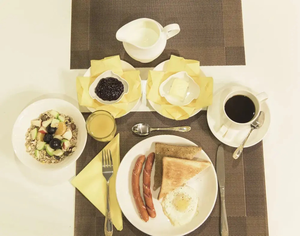 Azara Bed and Breakfast