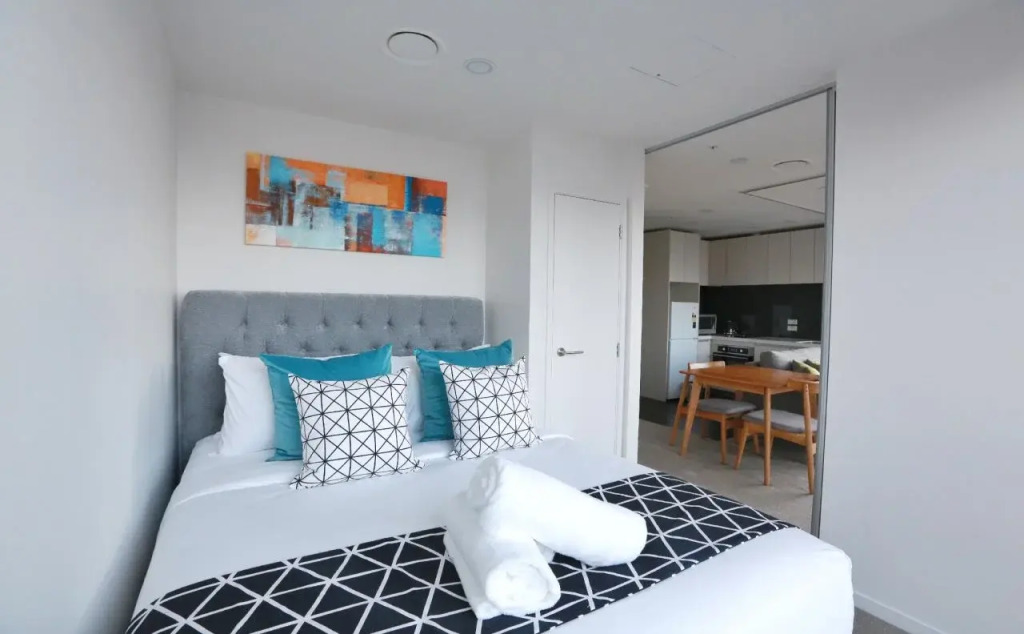Everest Serviced Apartments on Albert