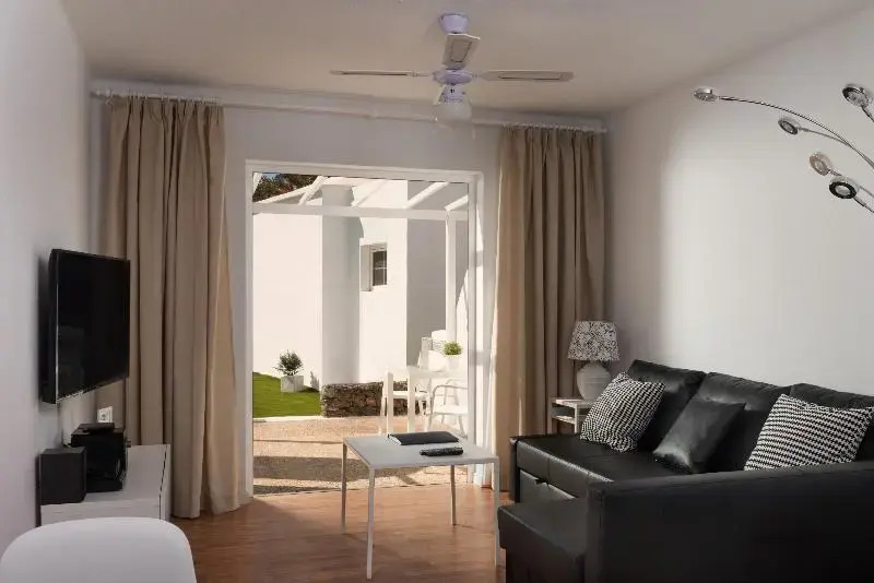 Villas New Lanzasuites