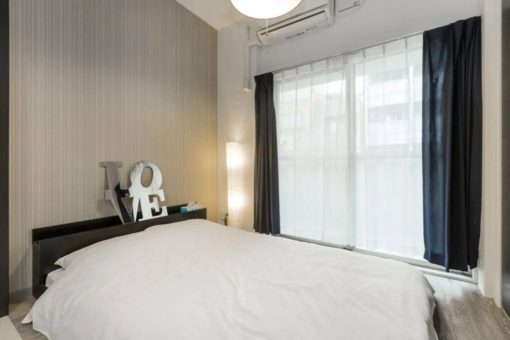 Elegance Place Horie Room