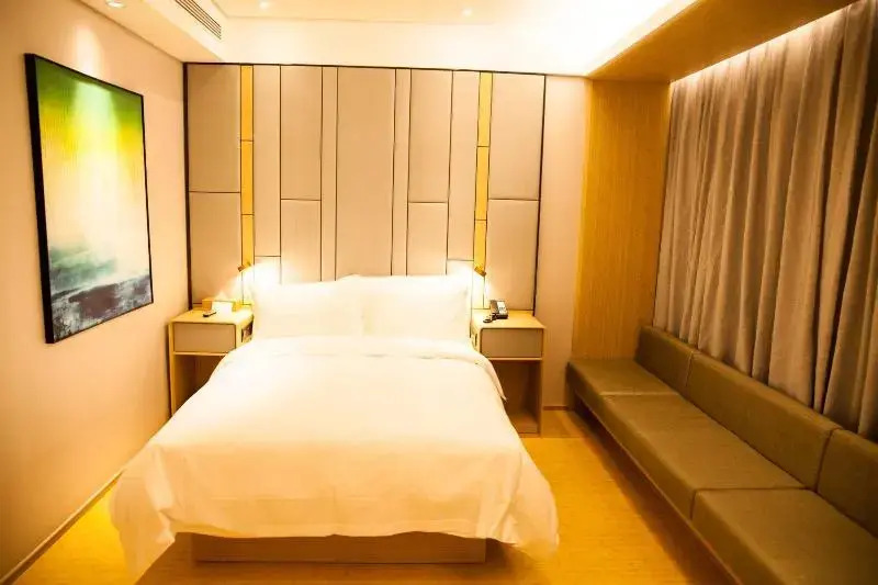 Ji Hotel Lanzhou West Railway Station North