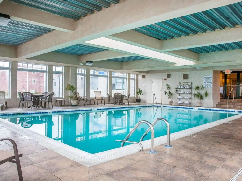 Atlantic Beach Hotel Newport