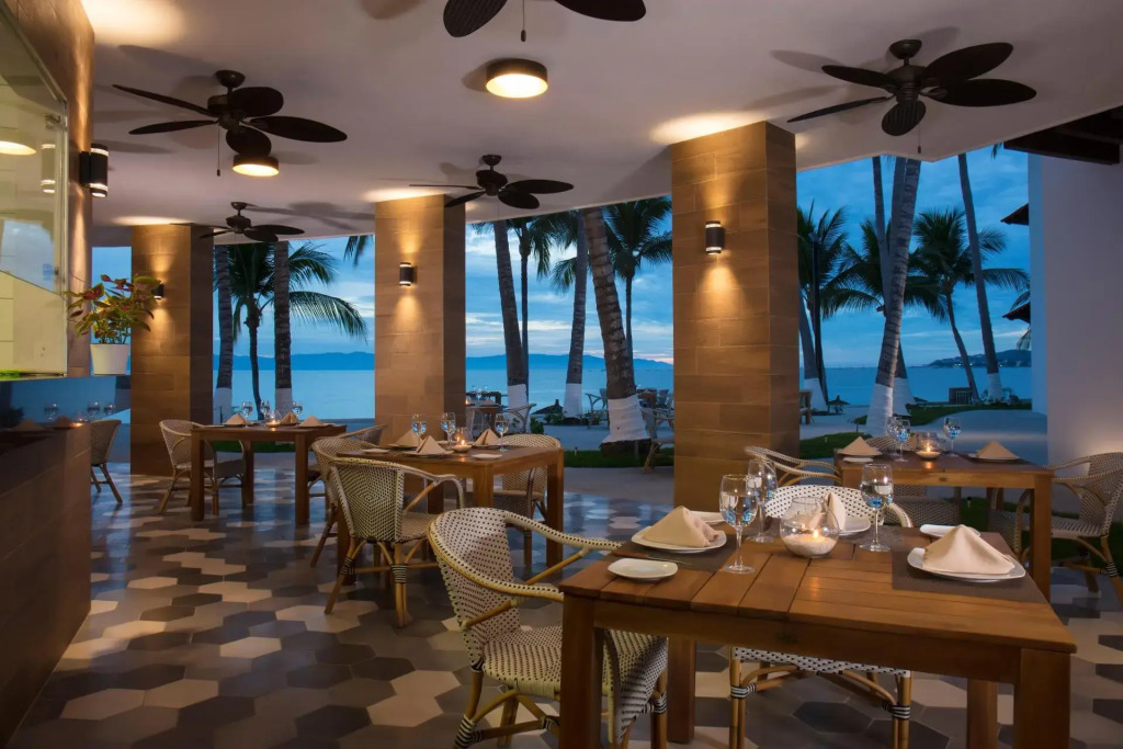 Vista Vallarta All Suites On The Beach