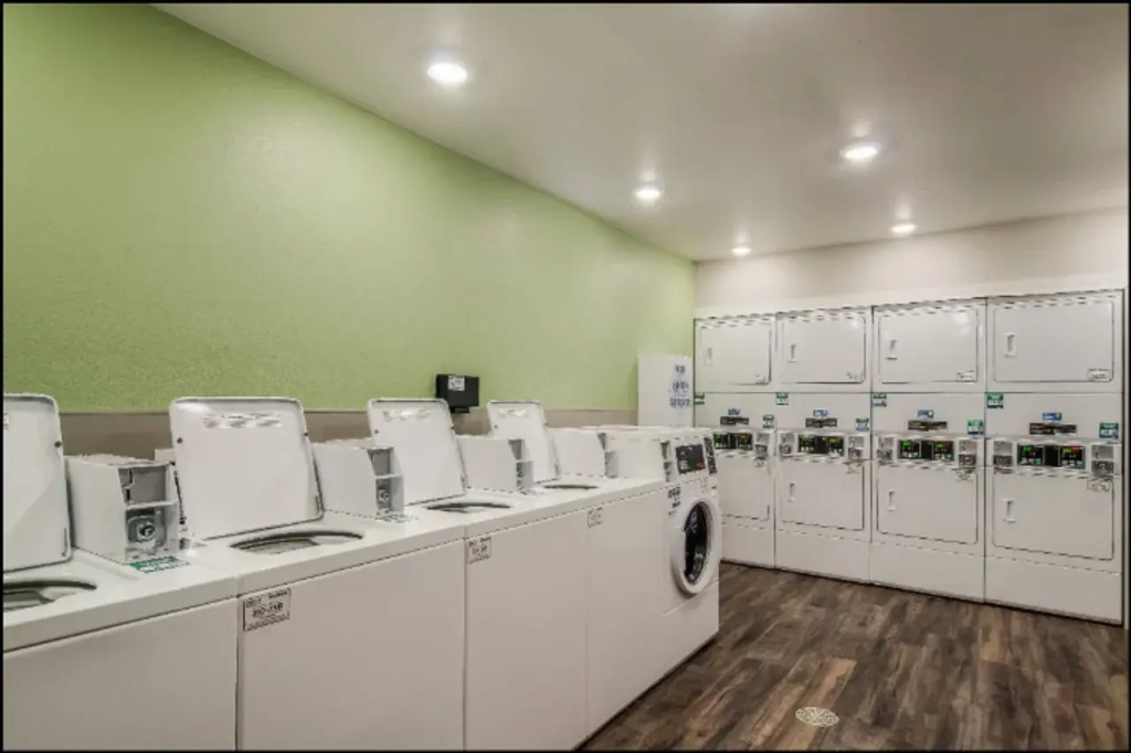WoodSpring Suites Santee - San Diego Northeast