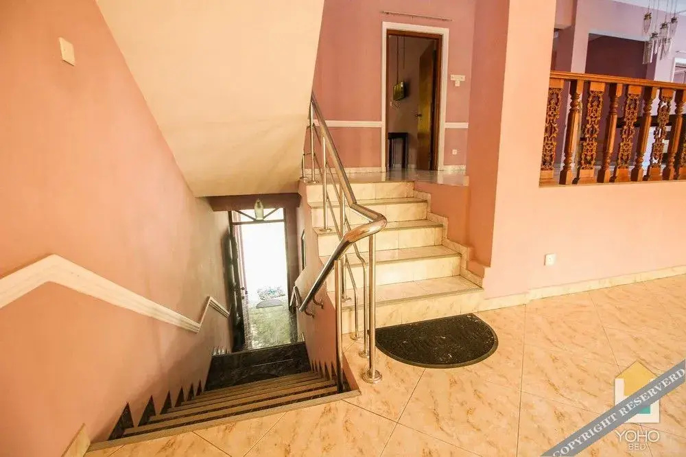 The Bro Hotel by OYO Rooms