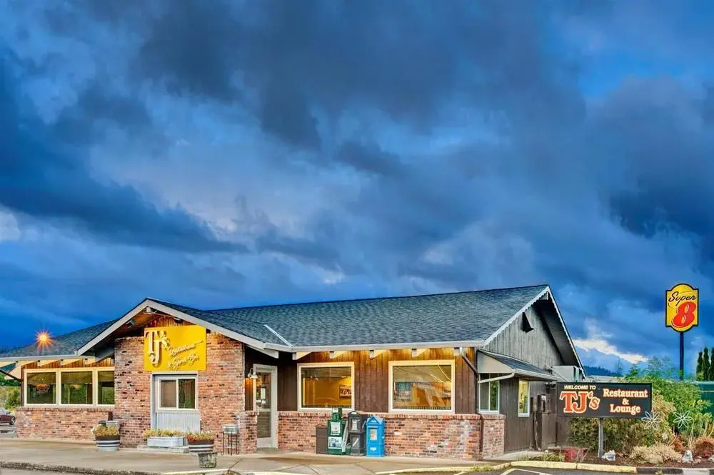 Super 8 By Wyndham Creswell/south Eugene