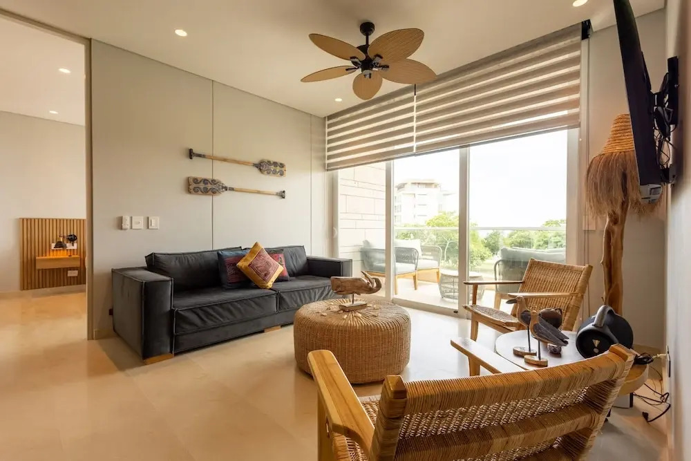 Seaside 3BR Retreat w Terrace Beach Access