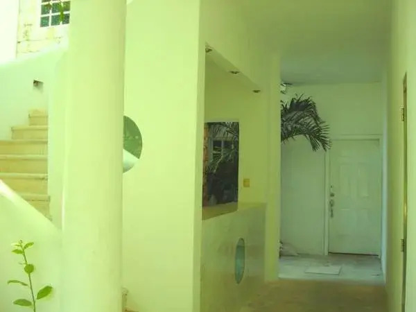 Nasim Condo Hotel con acceso BEACH CLUB GRATIS, metros 5th AVENIDA