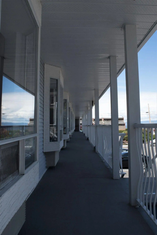 Ocean Crest Motel